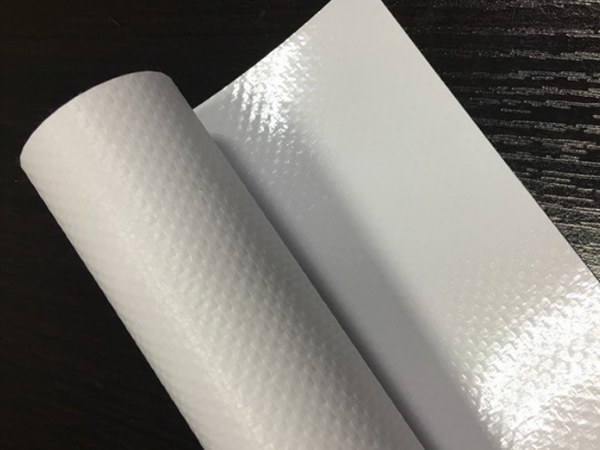 Bloqueo recubierto y banner